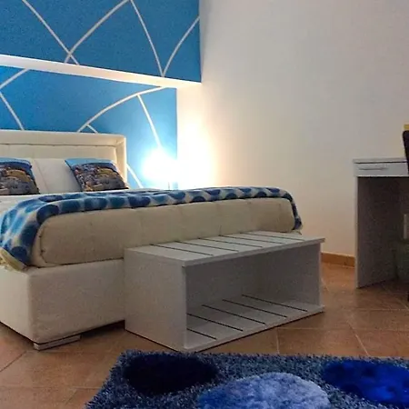 Del Cavaliere Bed and Breakfast Καστροβιλάρι